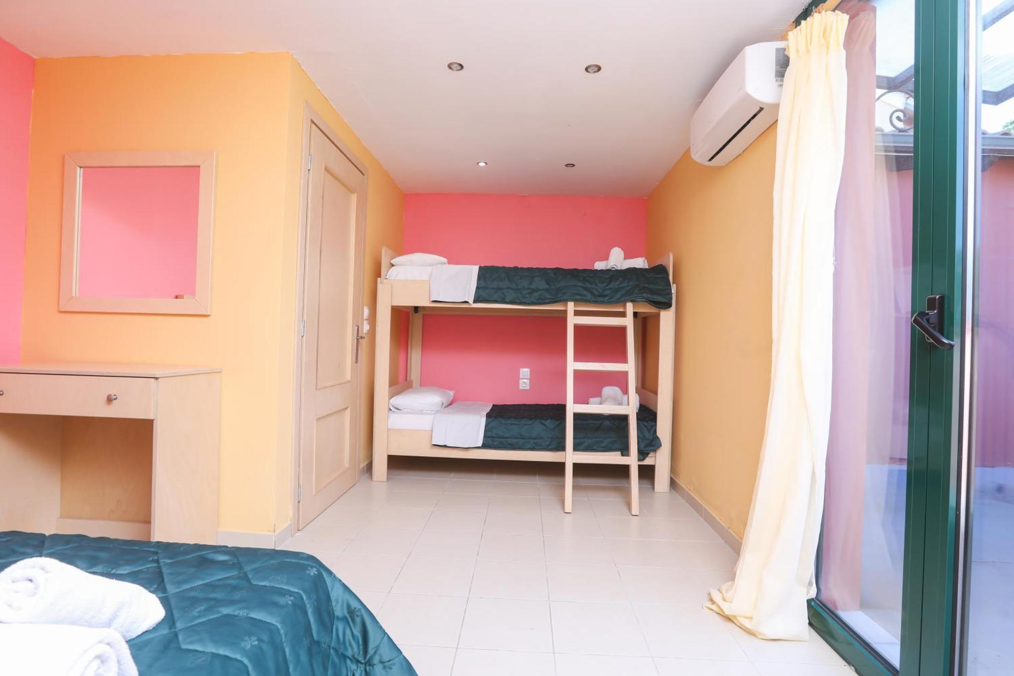 Corfu Hotel Apartments 贝尼蔡斯 外观 照片